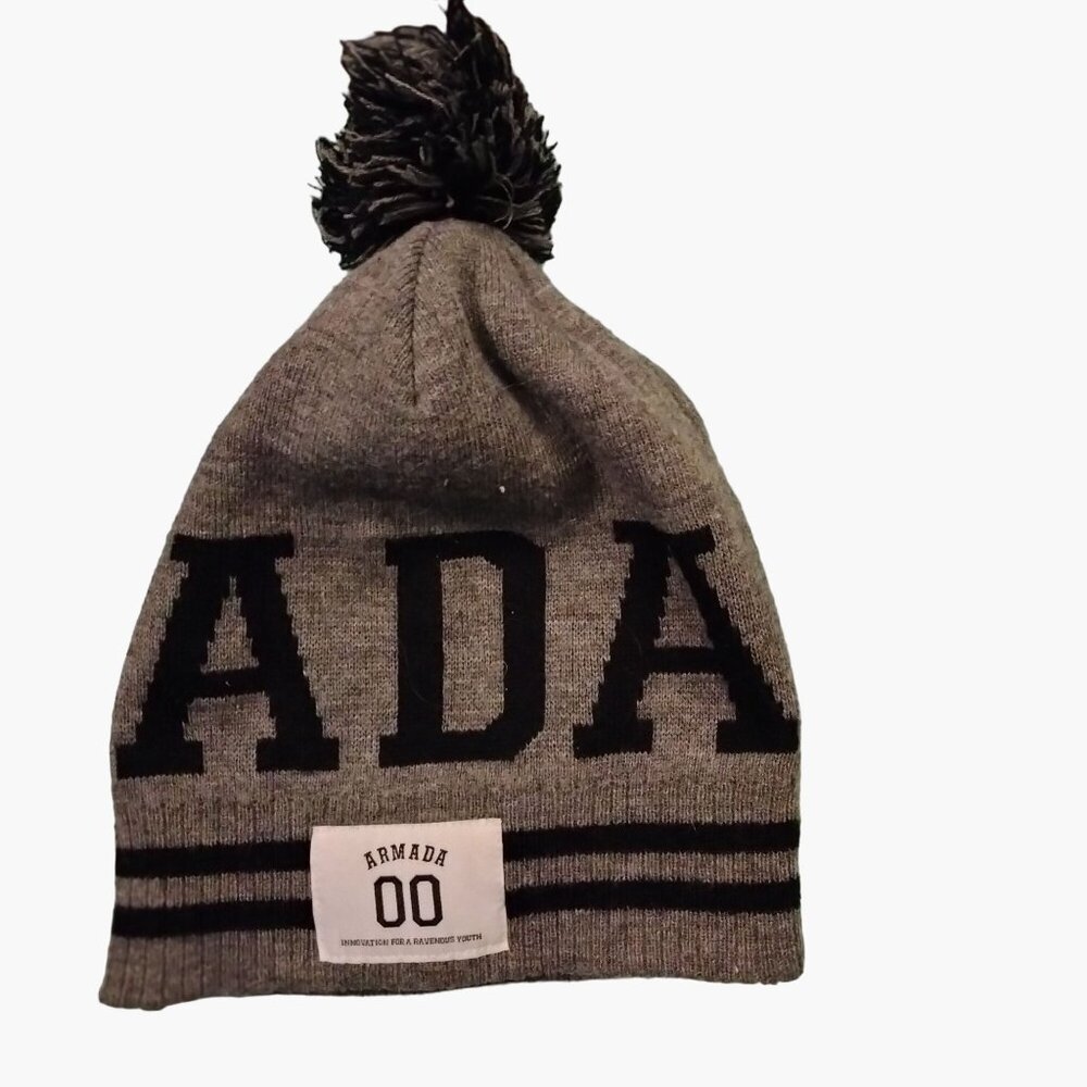 Armada 00 Ski Hat Cap Black Gray Knit Beanie Pom